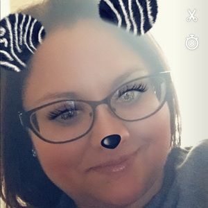 Meet your Posher, Karrie